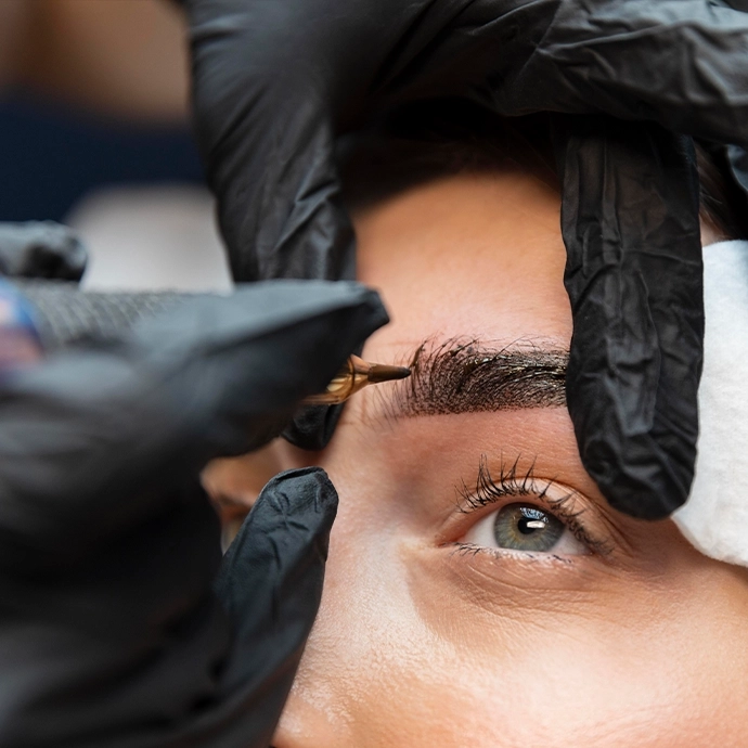 Microblading (Kıl Tekniği) İşlemi